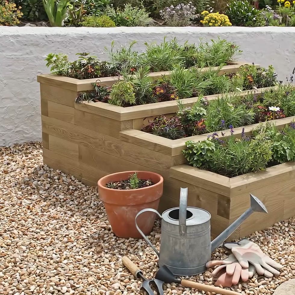 Moestuinbak met 4 niveaus / 150 x 150 x 55 cm