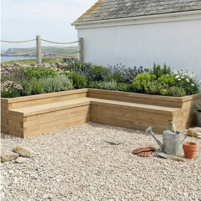 Large L-Shaped Bed with Seating