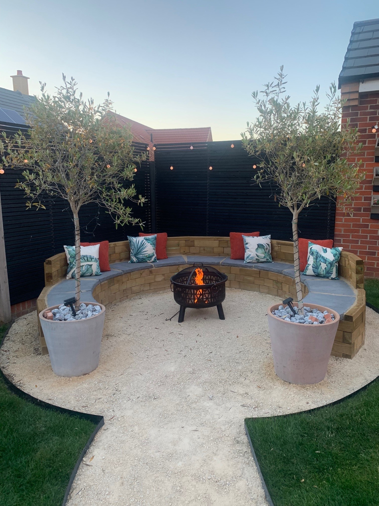 WoodBlocX-bespoke-garden-bench